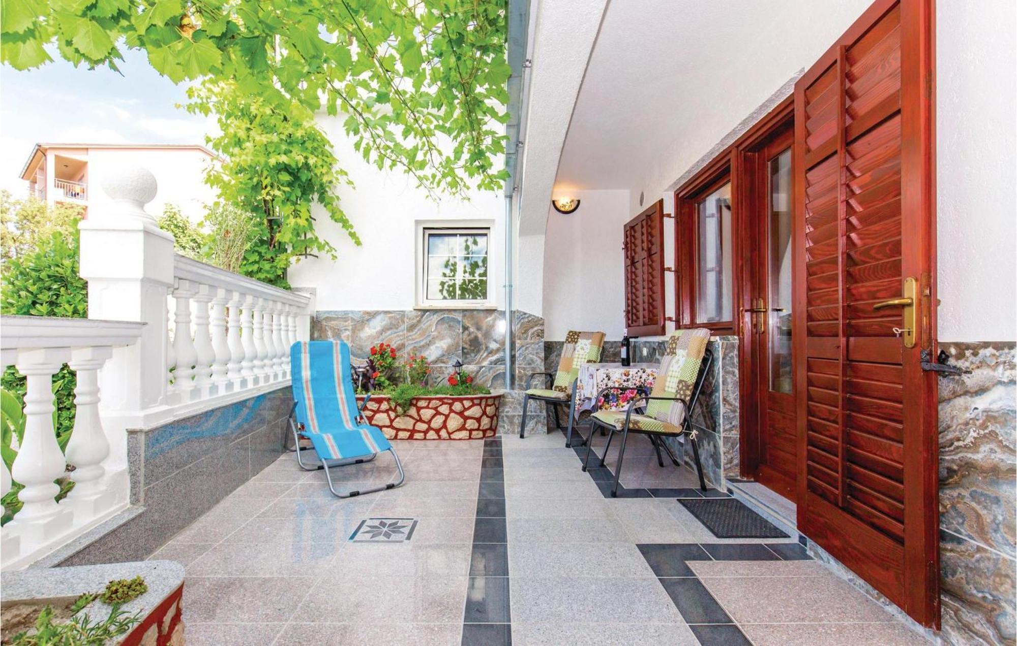 Stunning Apartment In Crikvenica With Wifi Ngoại thất bức ảnh