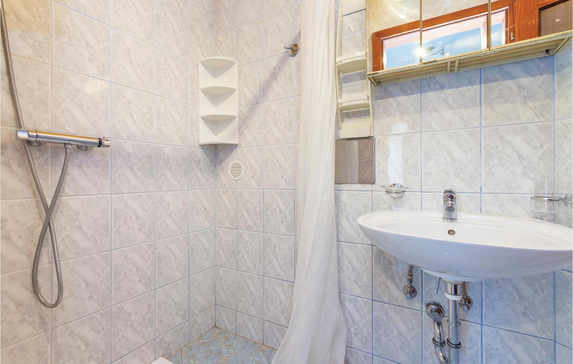 Stunning Apartment In Crikvenica With Wifi Ngoại thất bức ảnh
